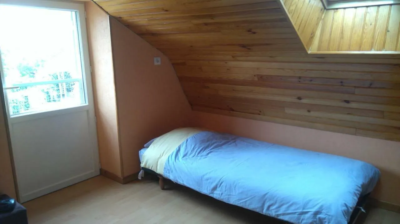 Location Insolite Dans Un Four A Pain Saint-Etienne-de-Carlat 0*,